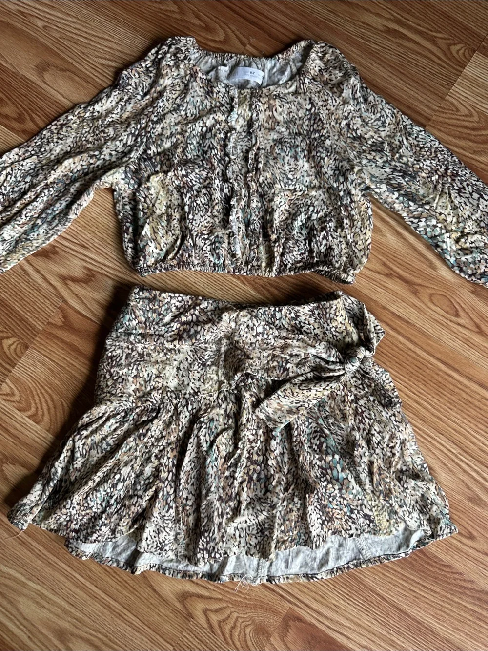 Zara Girls Two-Piece Neutral Print Set in Beige and Cream